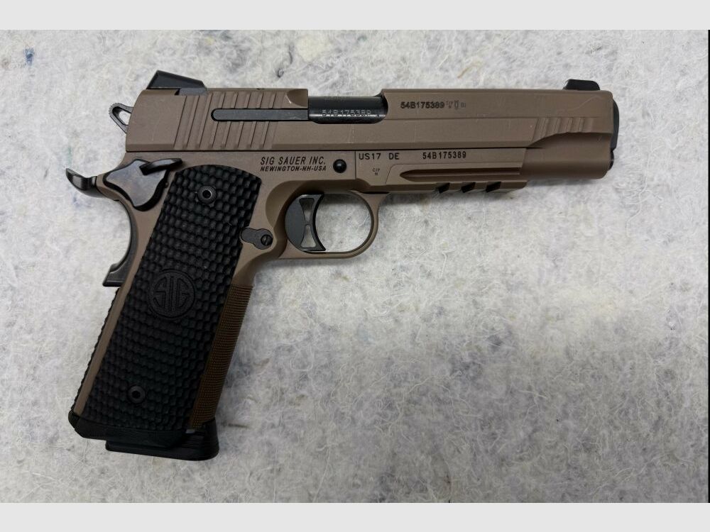 SIG Sauer 1911 Emperor Scorpion .45Auto