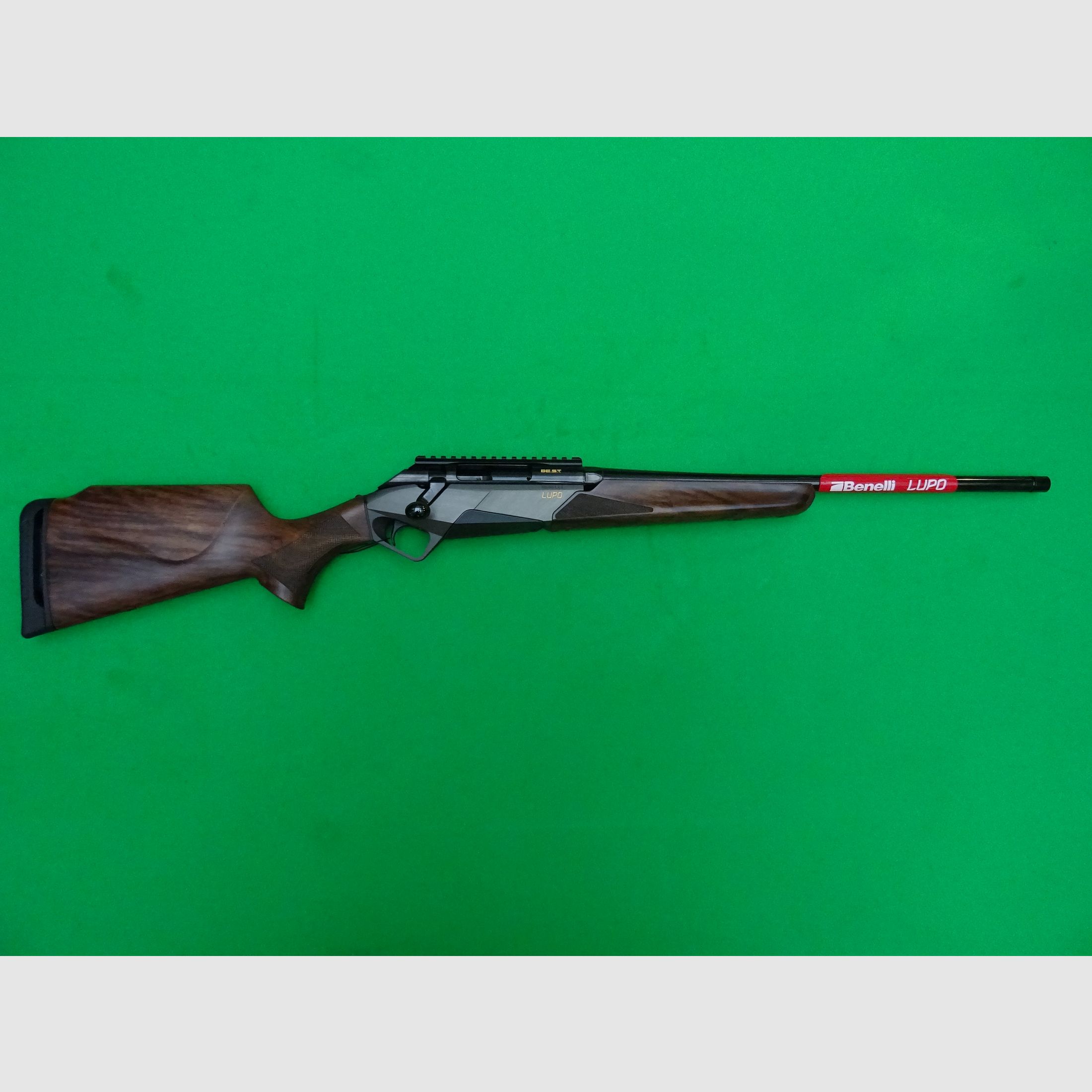 Benelli Lupo