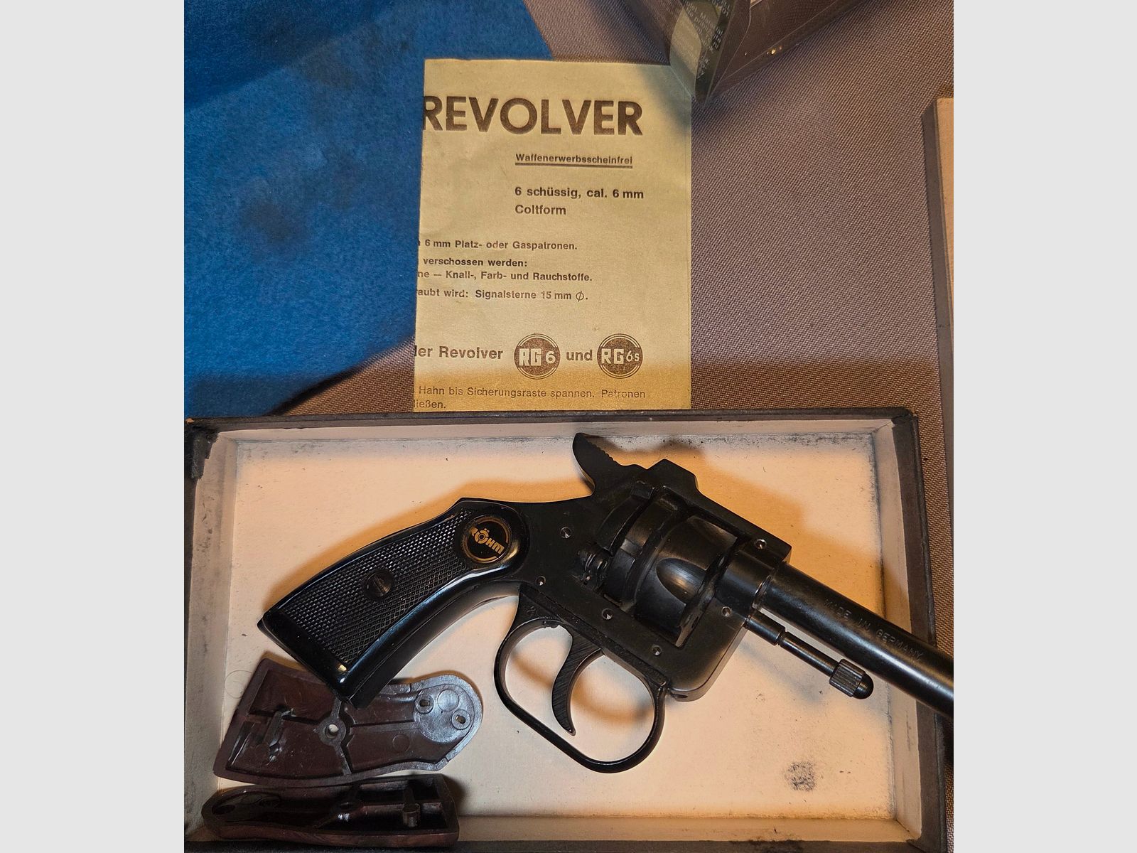 Röhm RG 6 Cal ,6mmk ,watch old about 50 years collector pieces very rare to get, free from 18 years