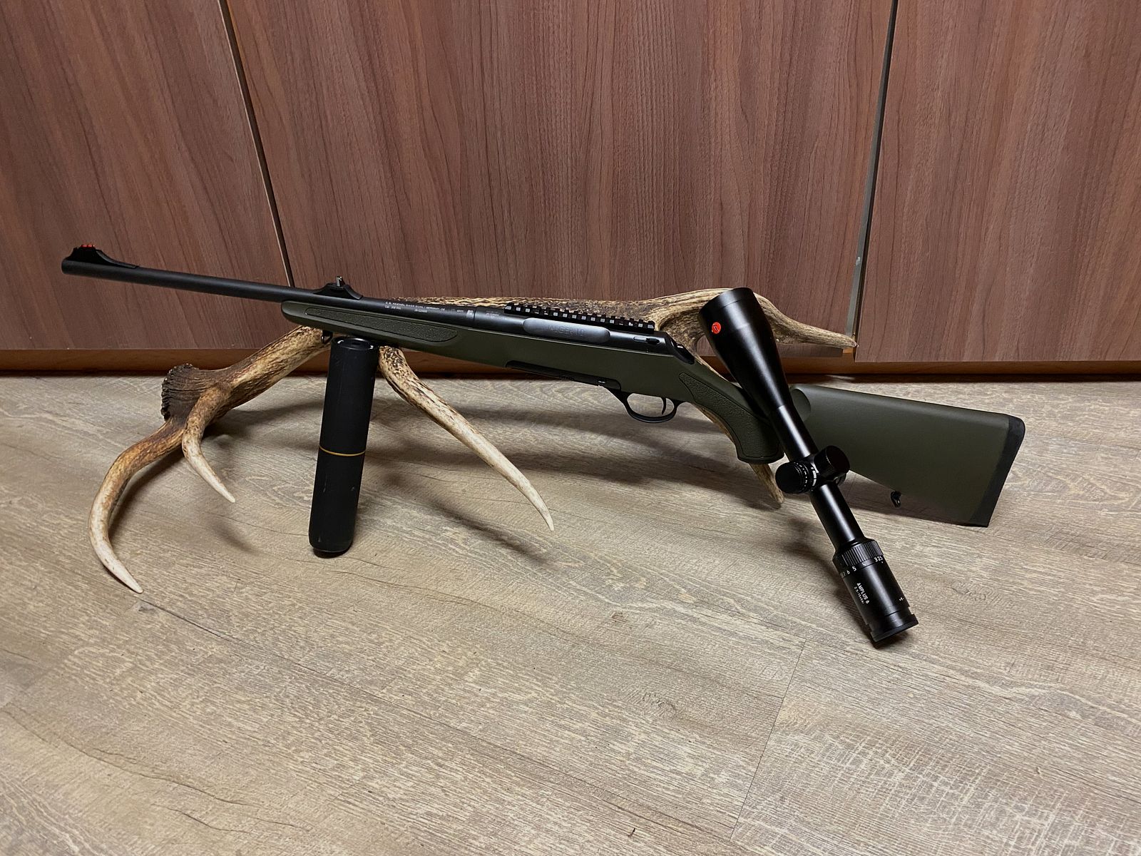 Haenel Varmint Jaeger 10, avec Leica Amplus 6 2,5-15x56 i