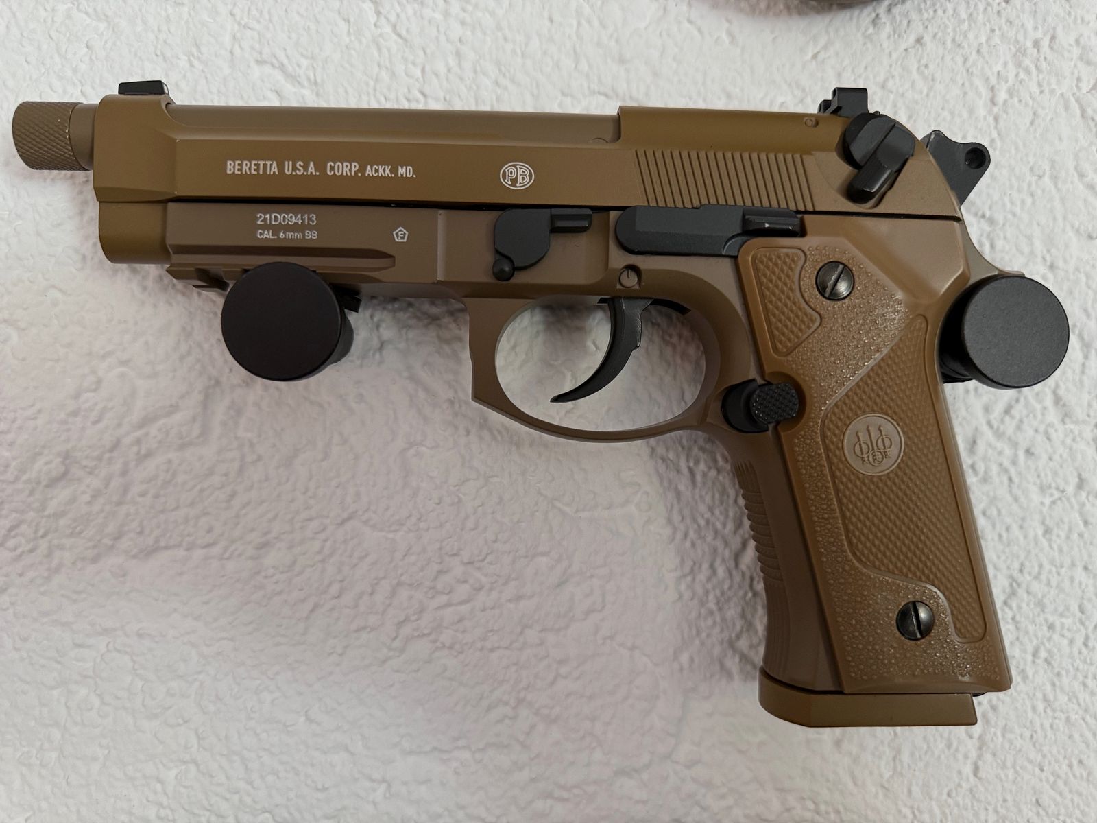 Airsoft Sammlung komplett zu Verkaufen, 6 Gewehre & 5 Pistolen sowie Zubehör ohne Ende        ALLES KOMPLETT NEU