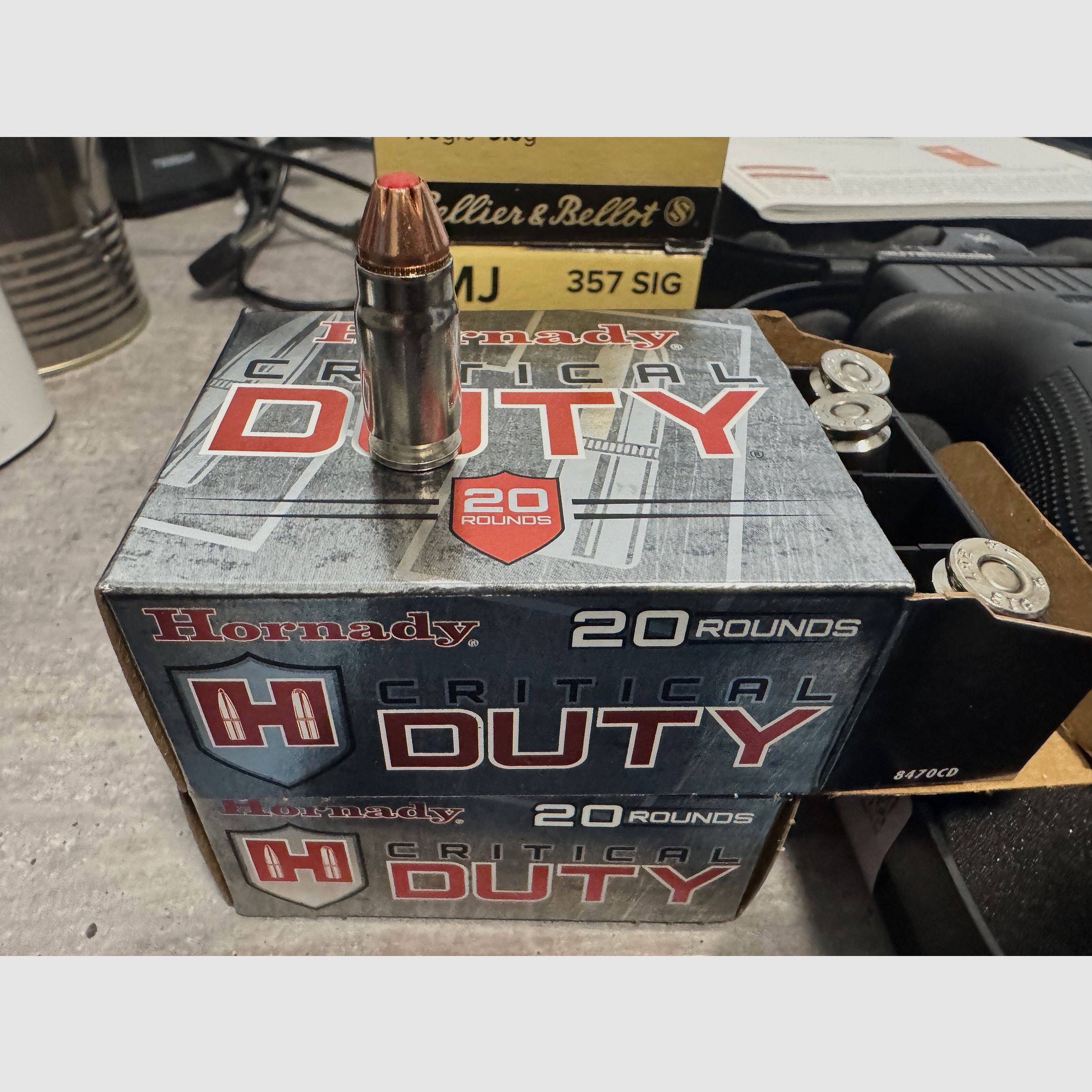 Glock 31 GEN 4 in 357 SIG Neuwertig inkl. Munition, Rotpunkt und Beinholster