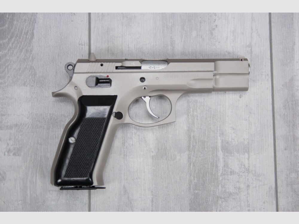 Norinco NZ85B matowy chromowany lub czarny replikat CZ75