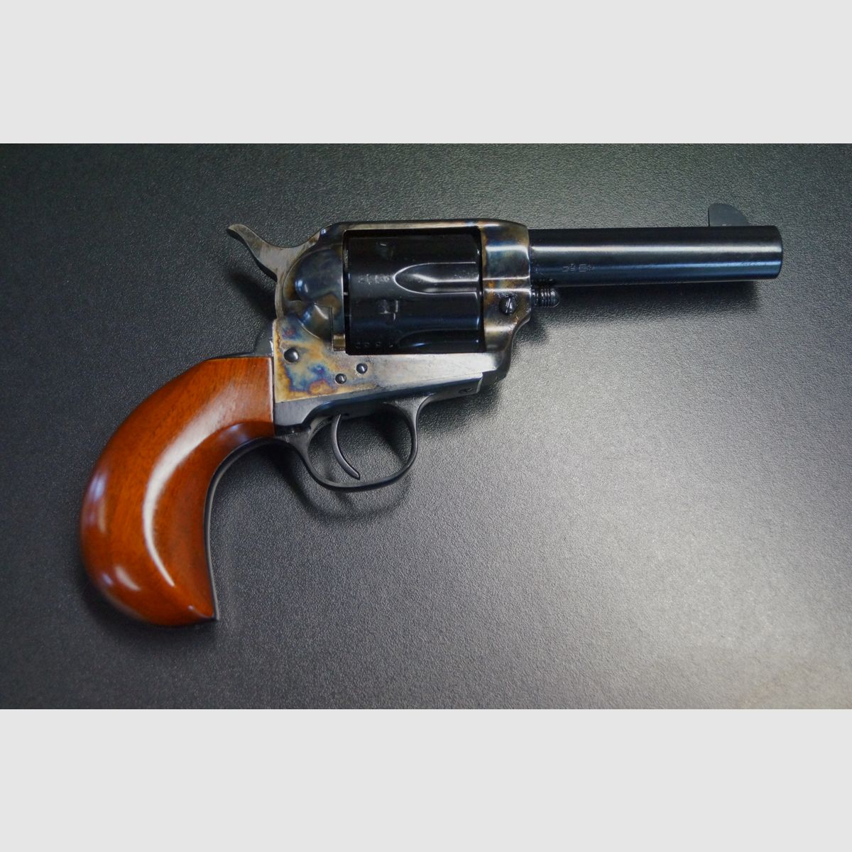 Uberti 1873 Birdhead, Bild 1 von 5