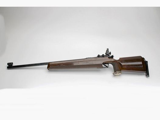 EL Büchse Anschütz Modell Match 54 Kaliber .22lr #:15646 Pfandversteigerung 17.7.25