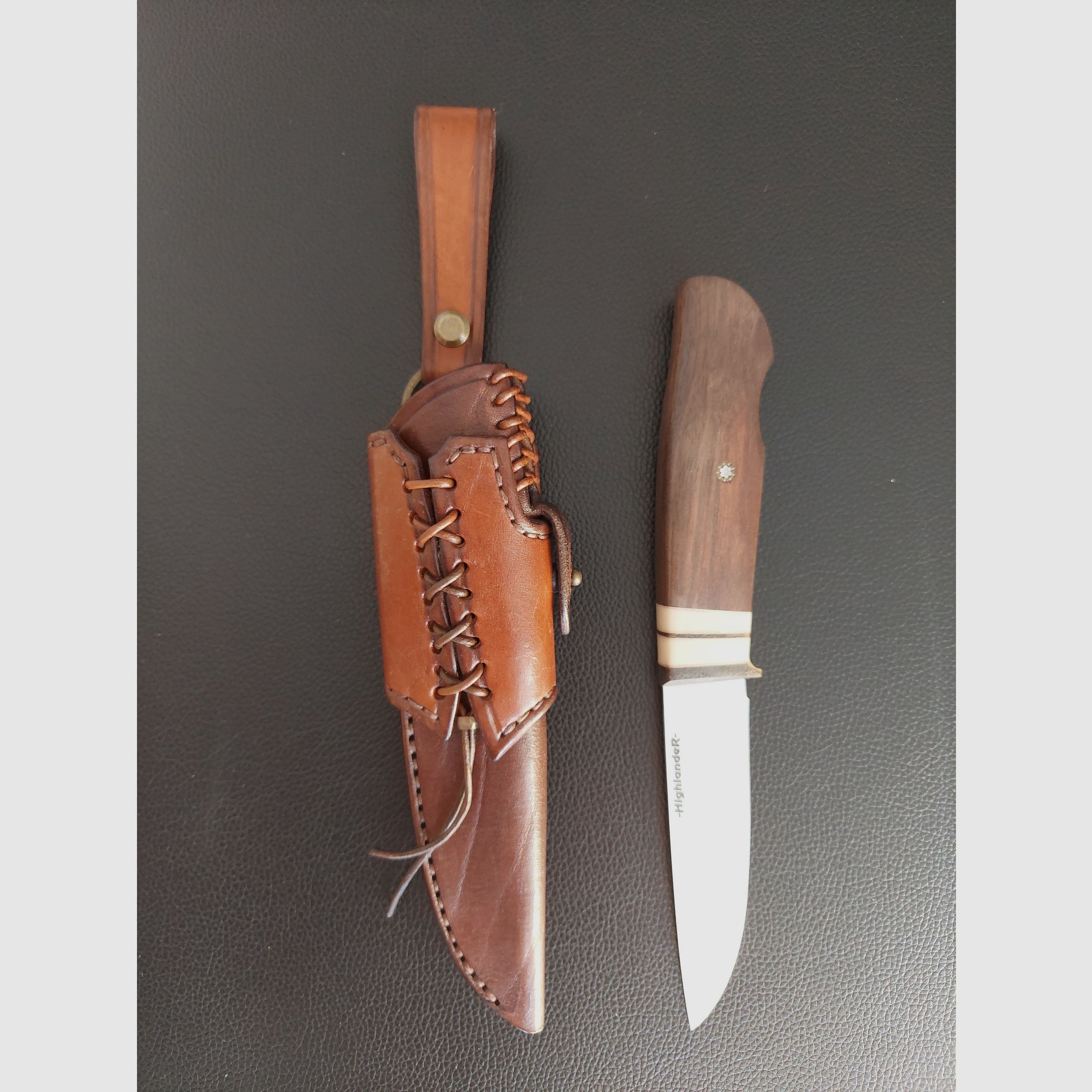 Coltello fatto a mano da -HighlandeR-, realizzato in acciaio Elmax in polvere metallurgica., immagine 2 di 11