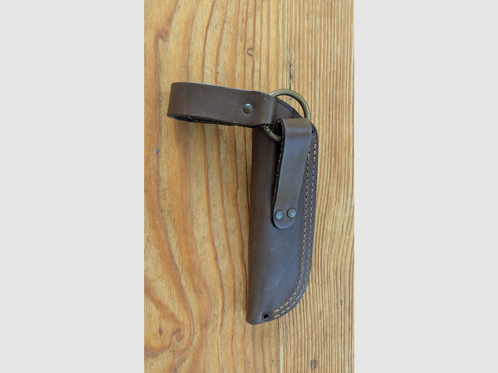 Joker Nessmuk Bushcraft- & Jagdmesser mit Hirschhorngriff und Danglerscheide