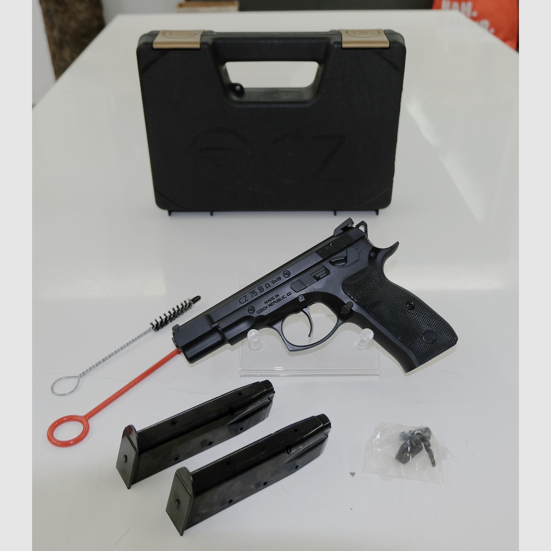 CZ 75 B Omega - Like new