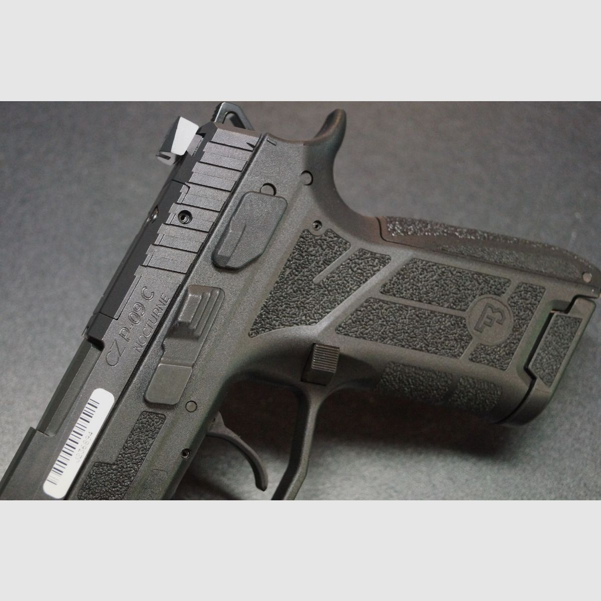 CZ P-09 C Nocturne, Bild 5 von 8