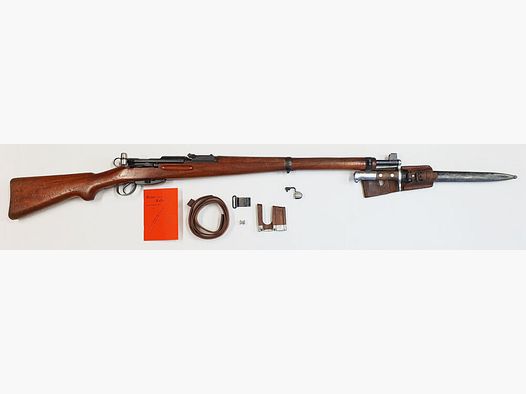 Fábrica de armas de Berna Suiza K31 calibre 7,5x55 suizo completo con números coincidentes + Hämmerli