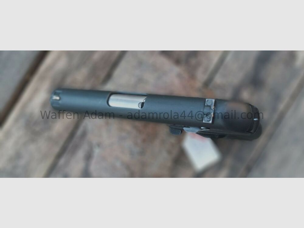 Heckler & Koch P9s service weapon