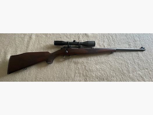 Sako L461 Anschütz in .222 Rem mit Hensoldt Diasta 6x42