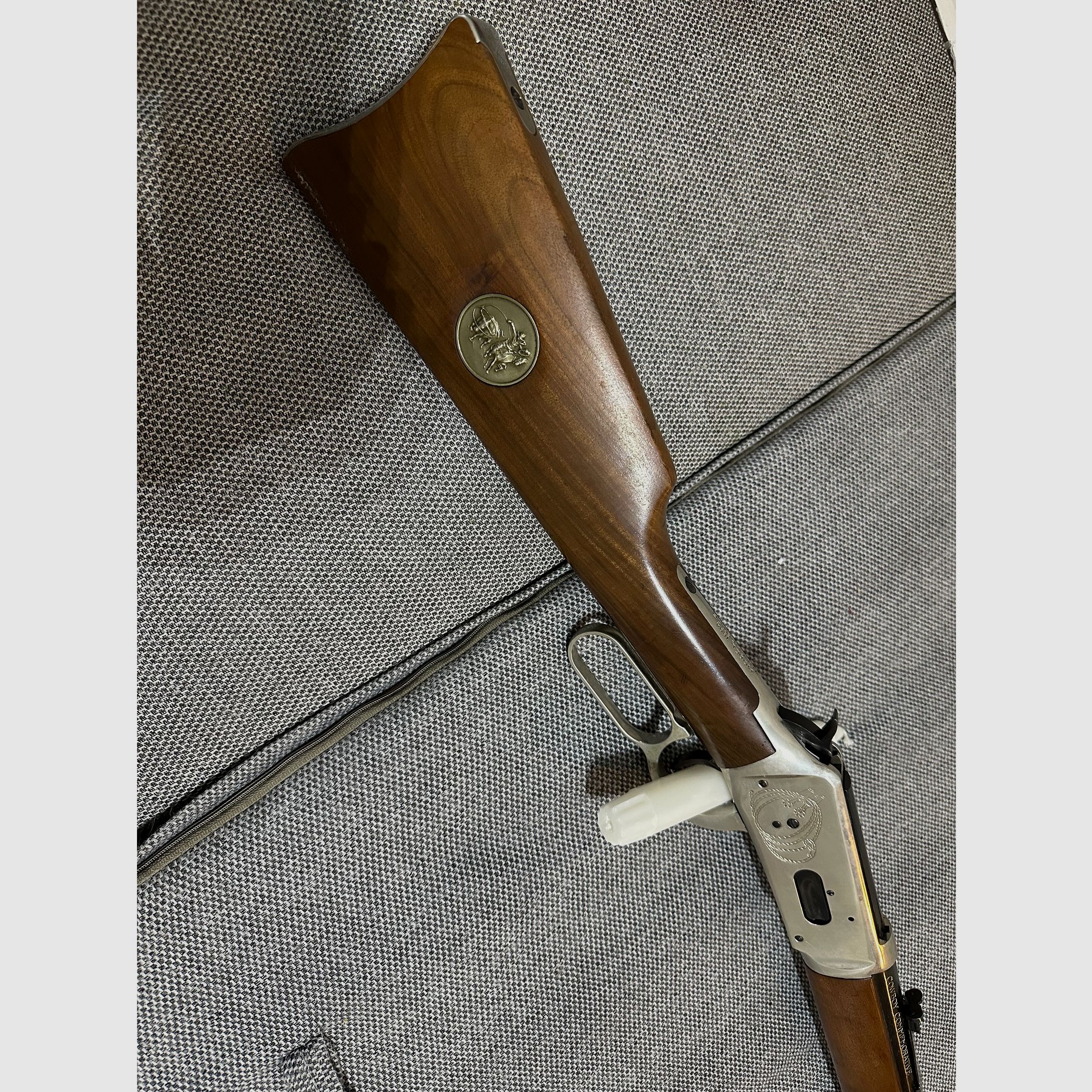 SONDERMODELL Winchester UHR Cowboy Commemorative 1894 .30-30 Win