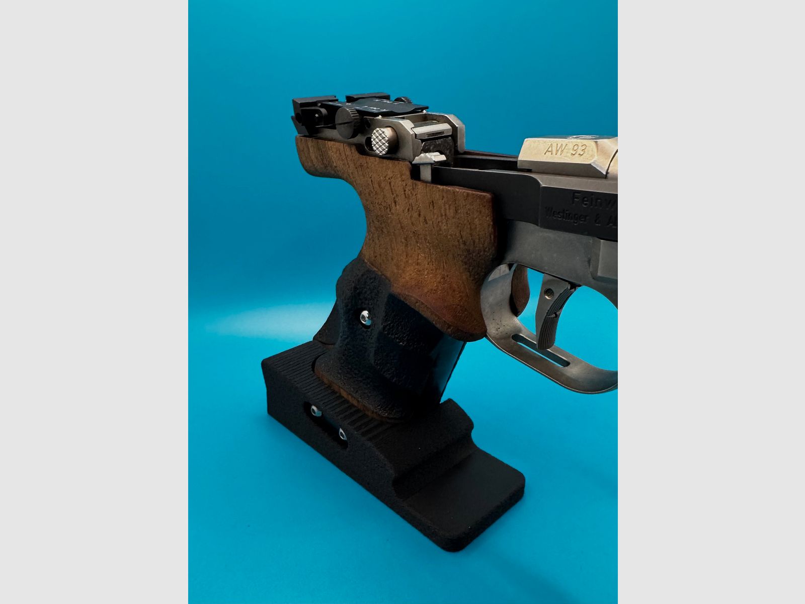 Oplage voor AW 93 Nieuwigheid