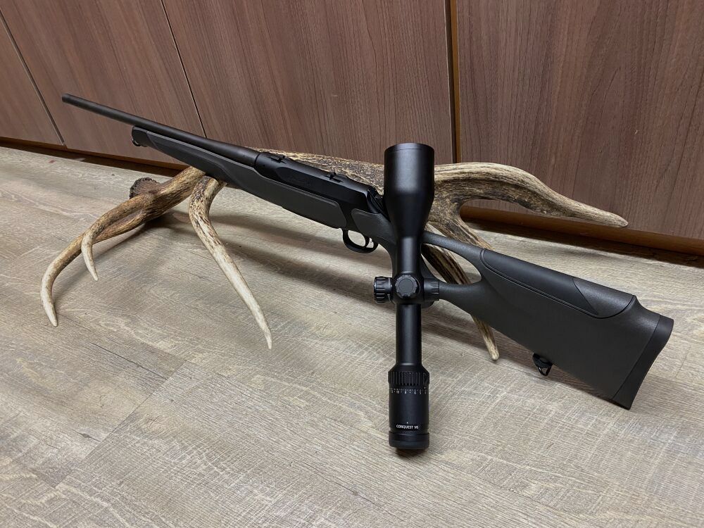 Sauer 404 Synchro XT, con Zeiss Conquest V6 2,5-15x56