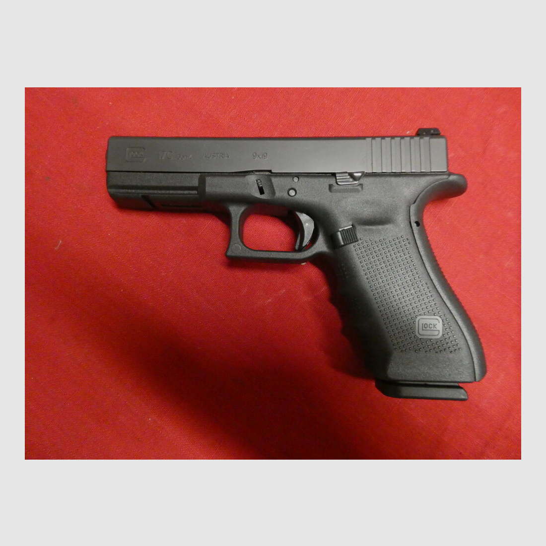 Glock	 17 C Gen 4