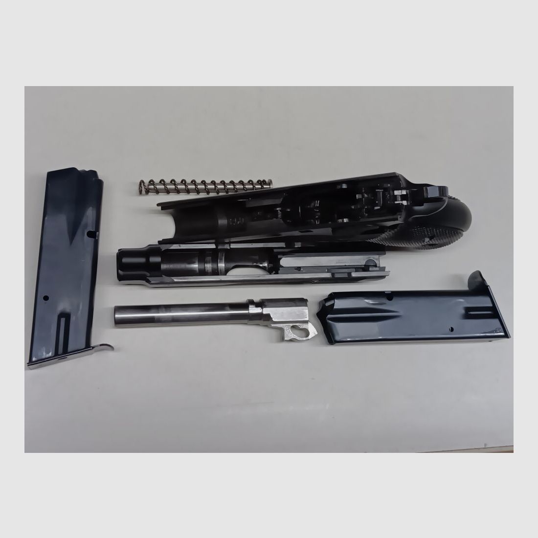 Ceska Zbrojovka - Czech Republik CZ 75 Compact