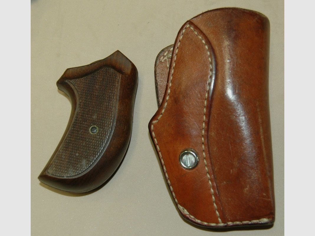 Smith & Wesson 36