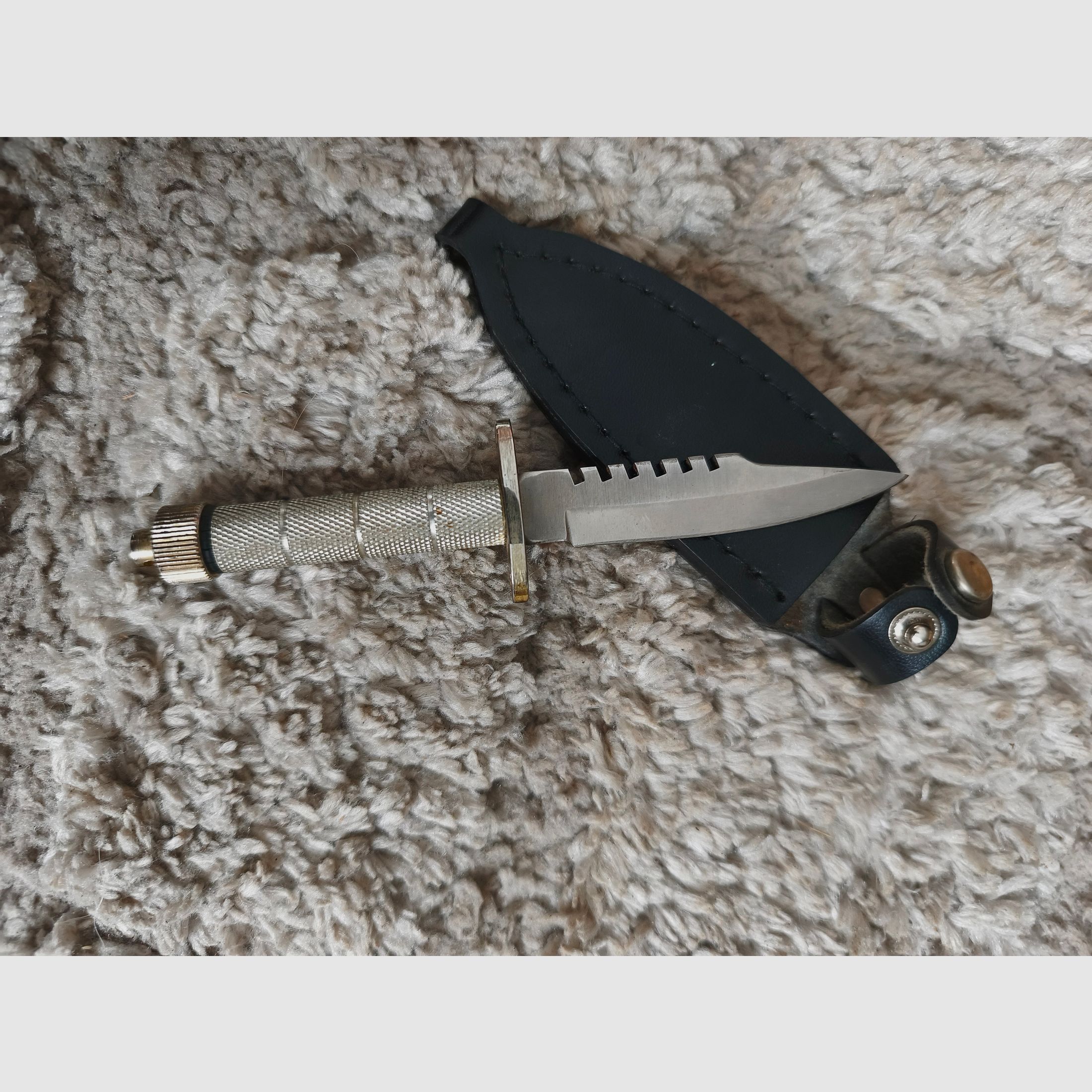 Vintage Mini-Überlevingsmes Rambo