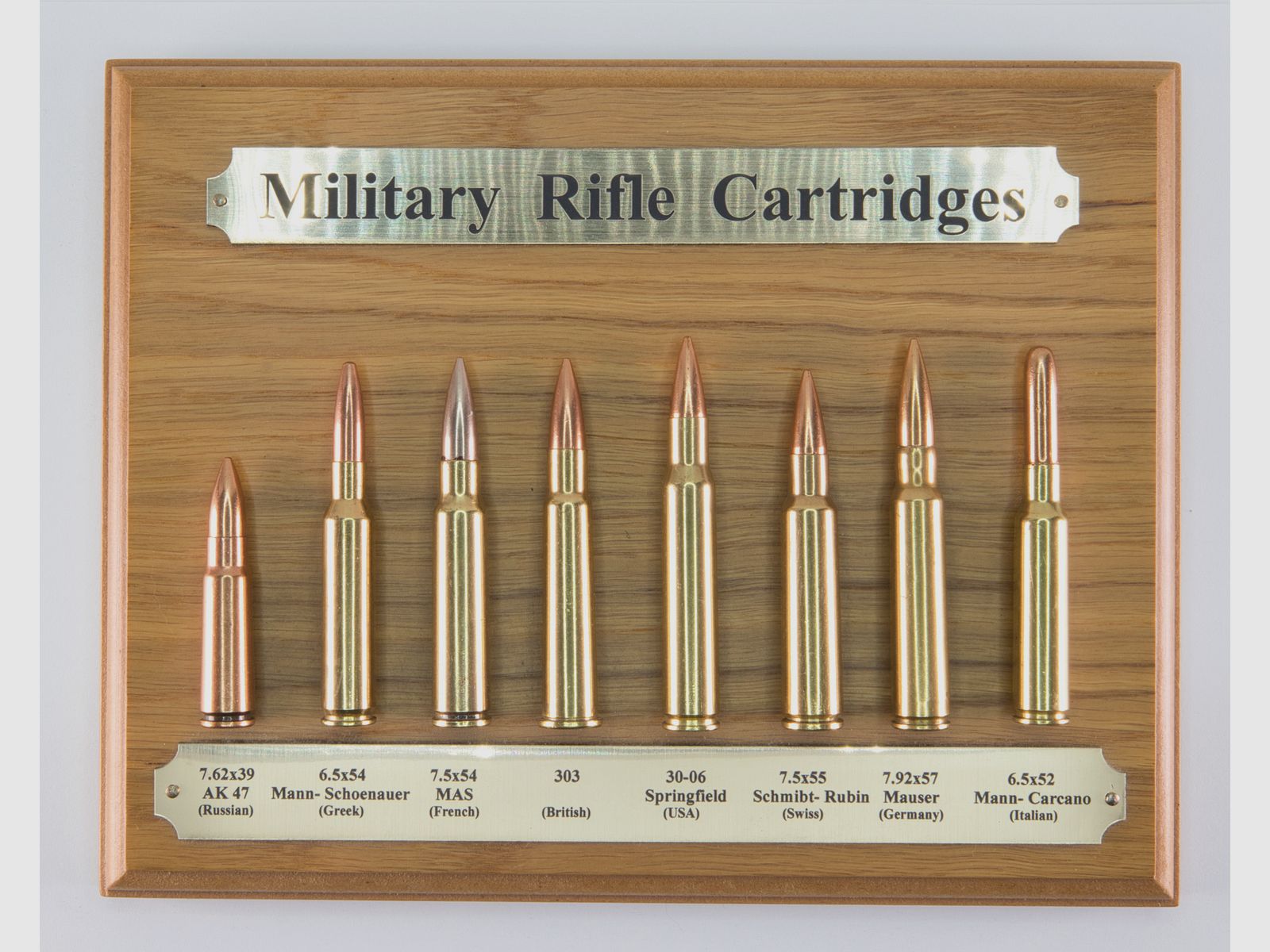 Espositore decorativo per cartucce militari