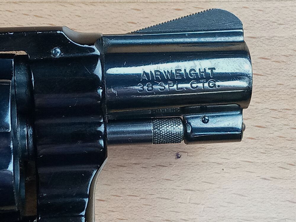 Smith & Wesson 12 Airweight