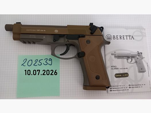 Beretta M9A3 Flat Dark Earth Blowback a lot of accessories