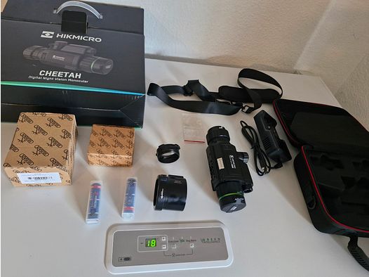Neuwertiges Hikmicro Cheetah 940nm mit passendem Rusan MCR Konnektor und MAR Klemmadapter 56mm