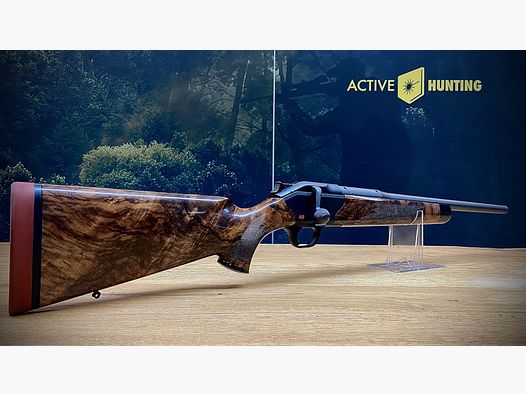 Blaser R8 avec crosse Safari / canon de 52 cm en .308 / classe de bois 7 / capuchon de crosse rouge / financement possible !