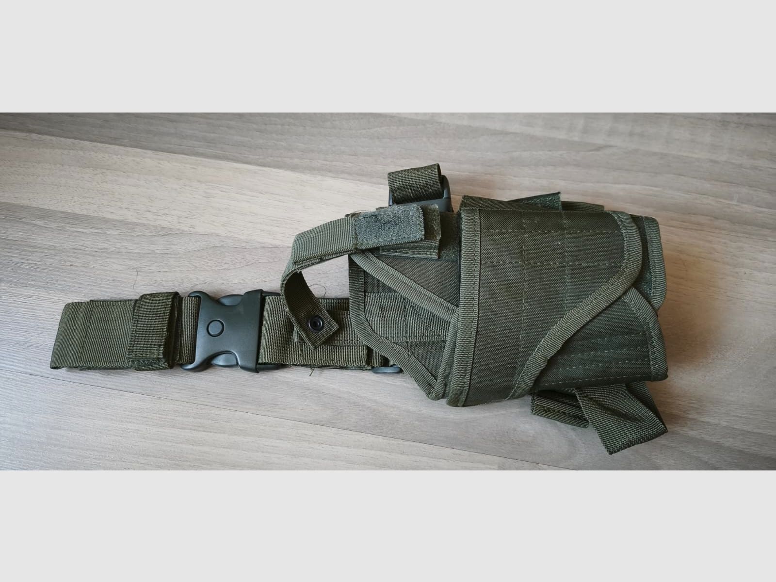 Universal Tactical Thigh Holster (right, olive)