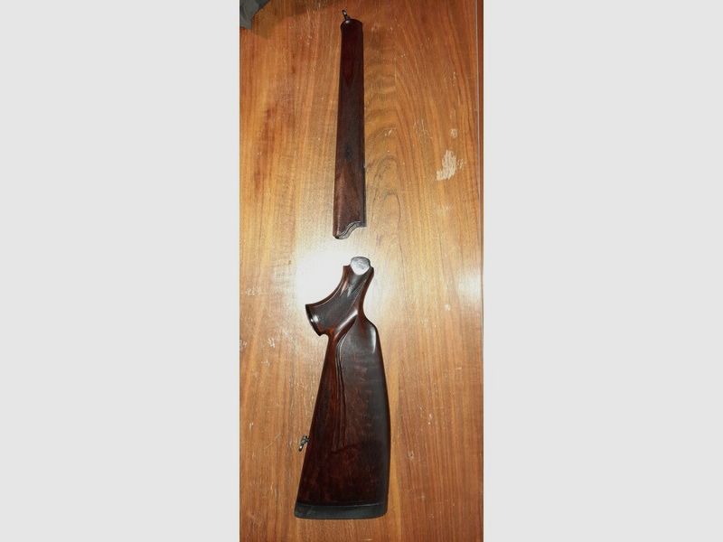 Blaser R93 Luxus Holzschaft