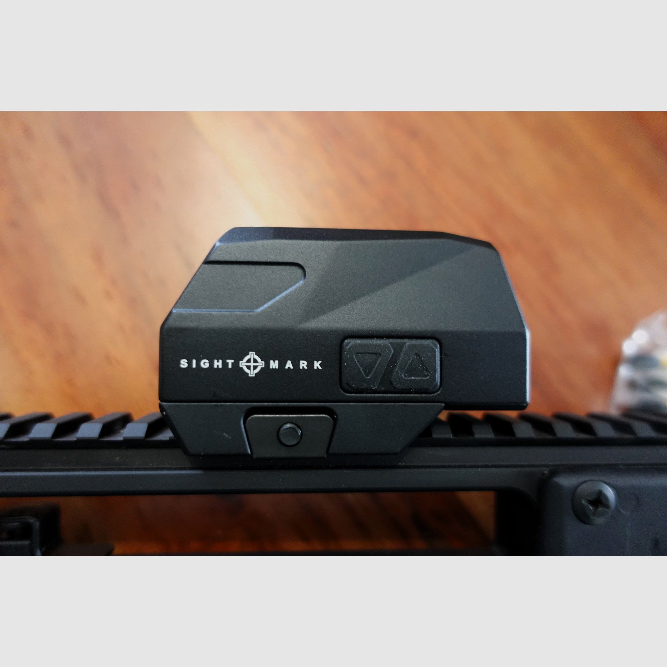 Sightmark Leuchtpunktvisier Volta Solar AR15 AR10