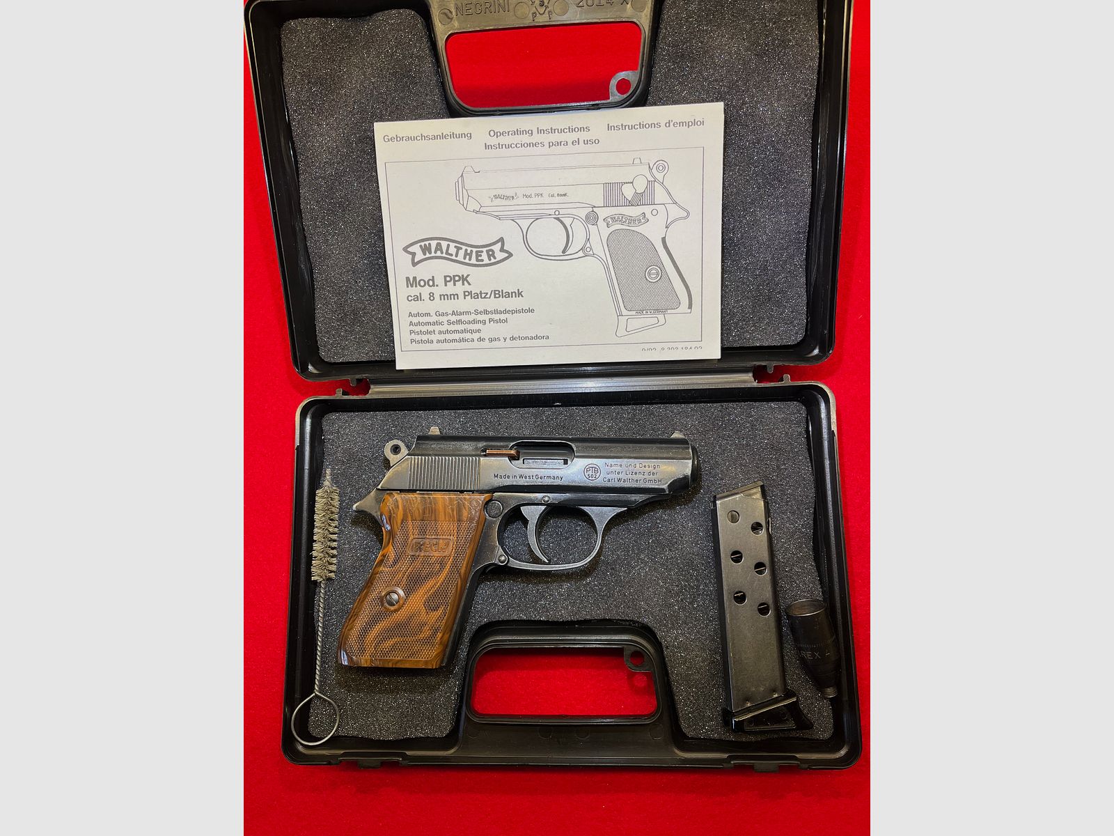 WALTHER PPK  8mm gas blank pistol