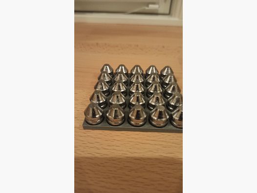 Ślimaki Cal 50 (495) Aea Challenger Megalodon 100 sztuk