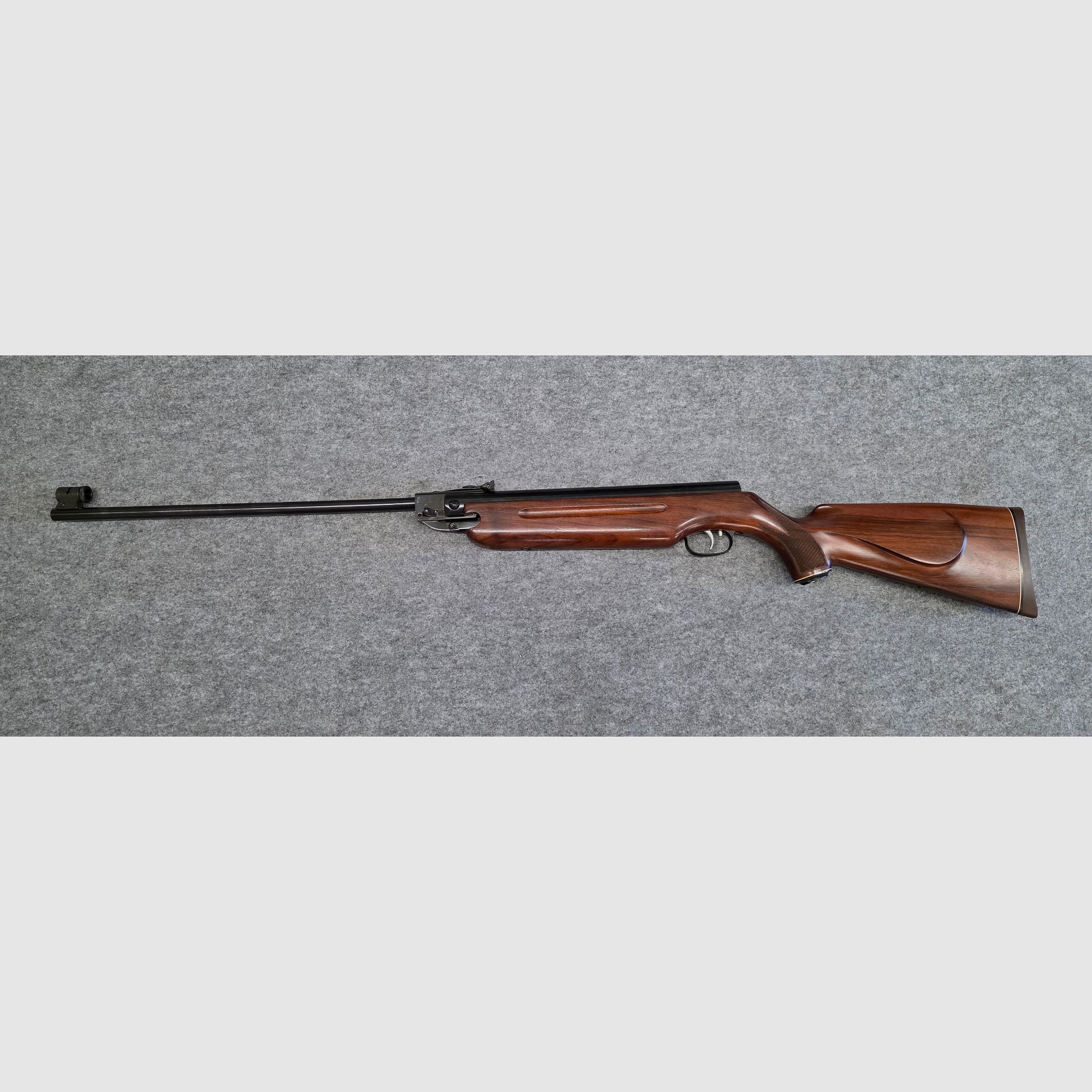 Mit seltenem Luxusschaft Weihrauch HW 35 von 1968 ohne F-Zeichen Knicklauf Luftgewehr Kaliber 4,5 mm HW35