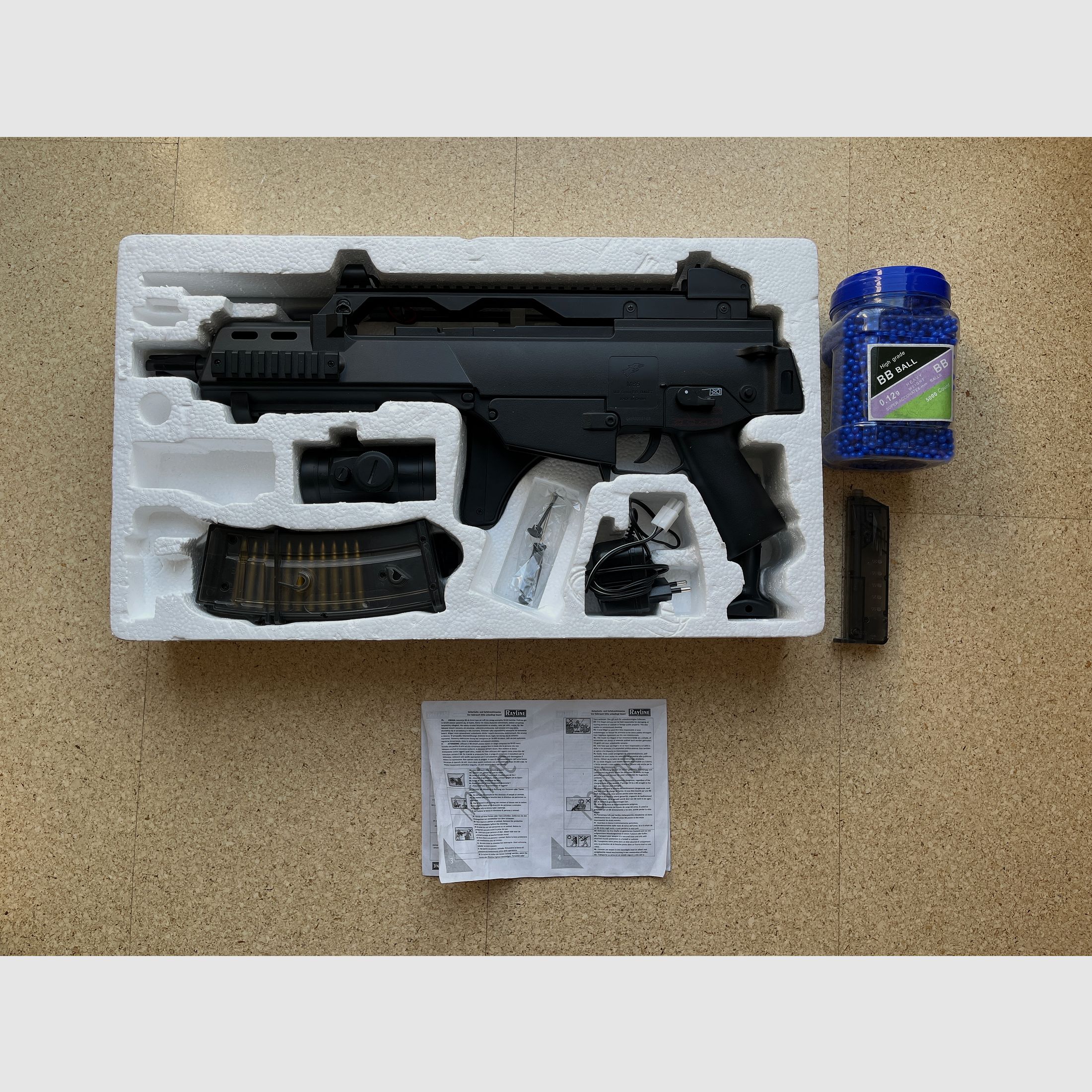 Rayline M85 Electric Airsoft Gun
