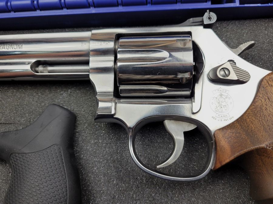 Bellissimo Smith & Wesson 686-2 – in 38SP e 357Mag – 6 Pollici Impugnature Combat Nill – scatola originale Condizioni ottime!, immagine 5 di 18