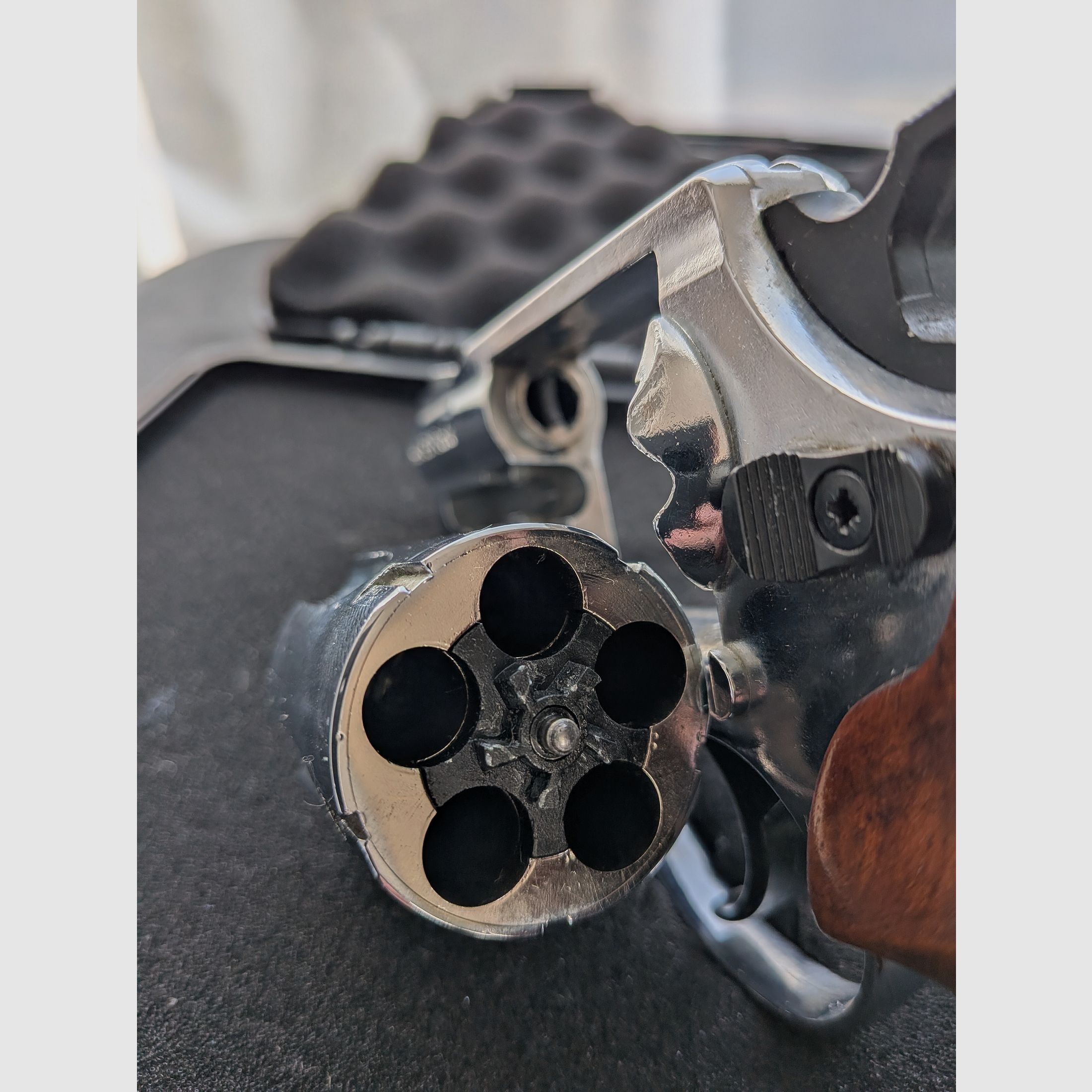 ME 38 Pocket Revolver – verchromt - PTB 631 - 9mm Knall - Holzgriff - SSW