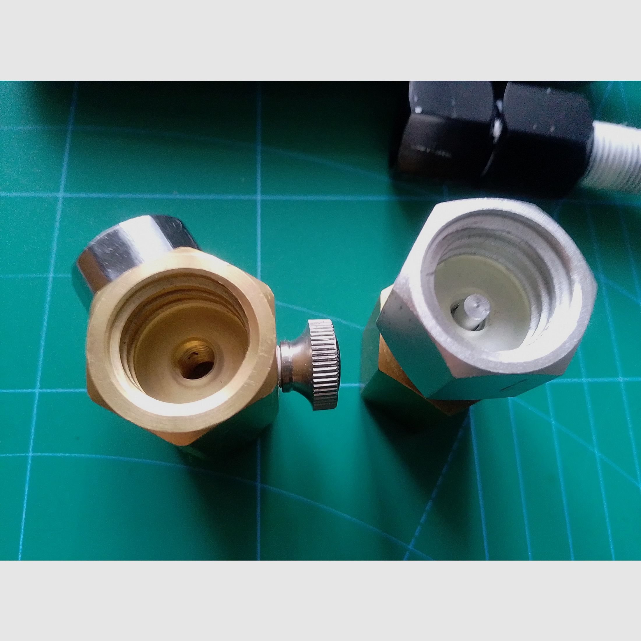 CO2 Adapter 88 Gramm + 12 Gramm Kartusche Adapter Soda Stream Airmagnum Gasflasche