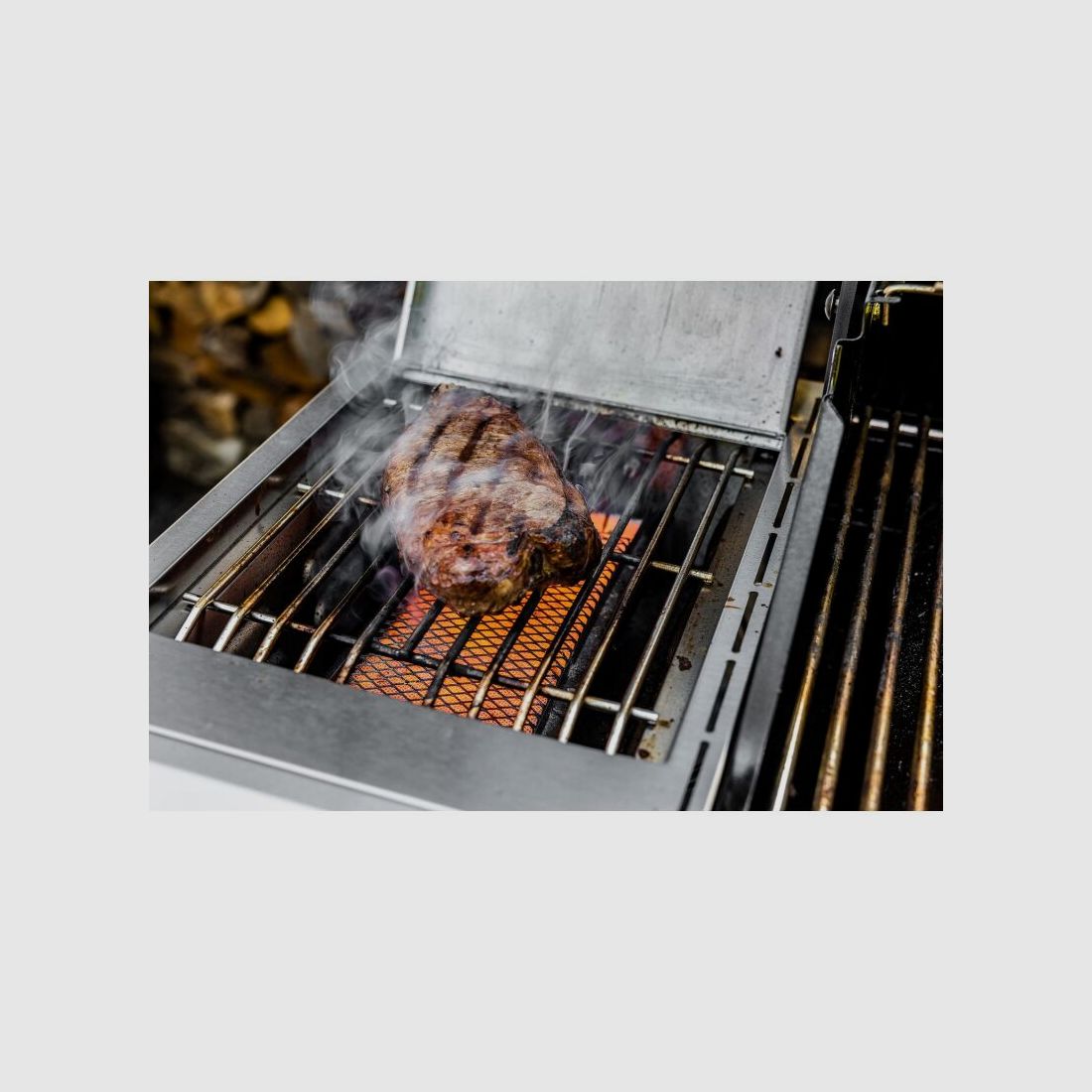 Grillfürst Gasgrill G310G mit Guseisen Rosten