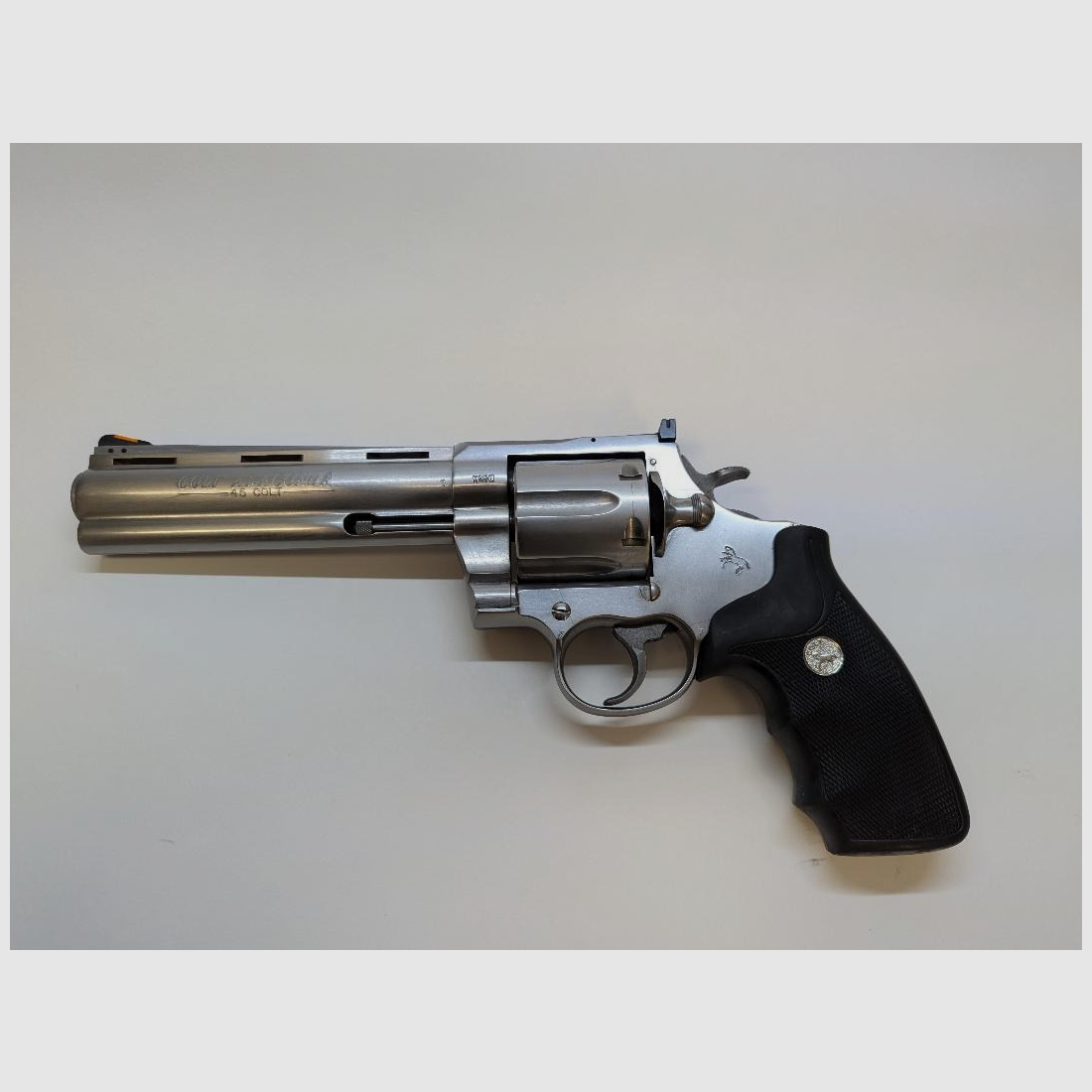 6"  Revolver Colt Anaconda  in  .45 Long Colt 