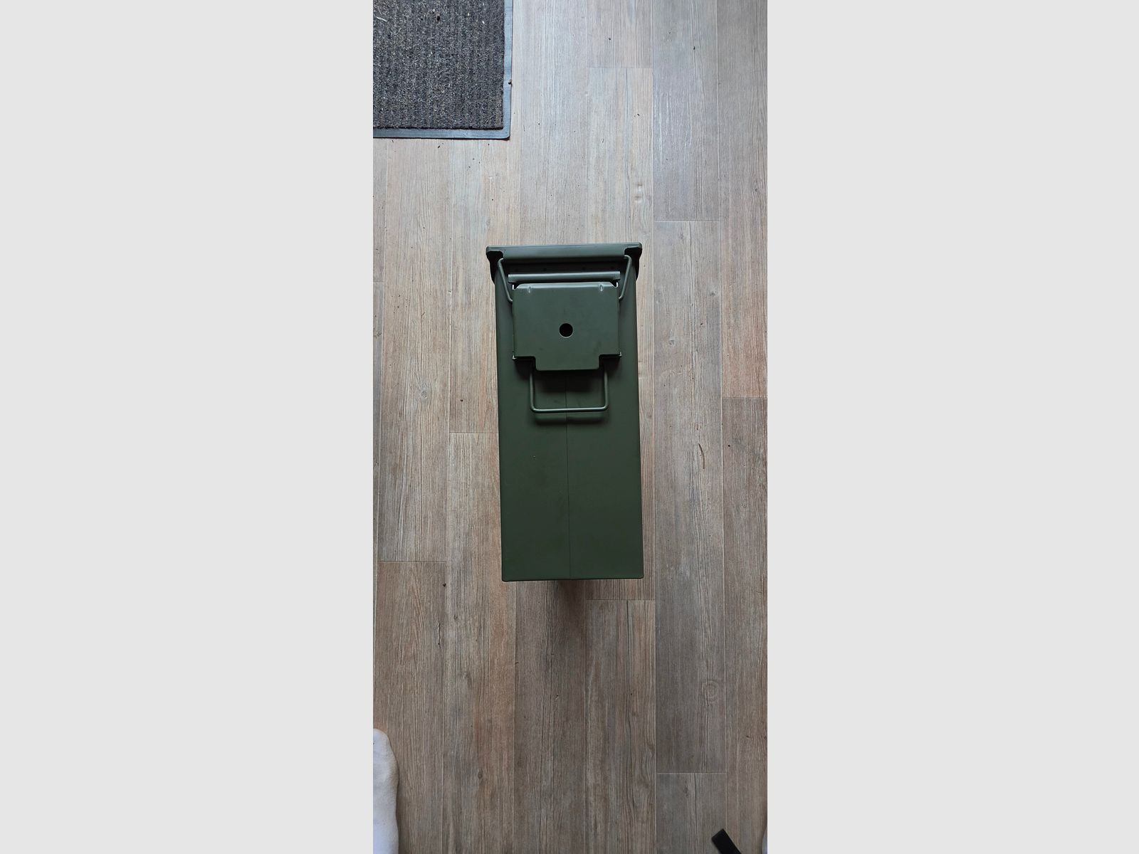 Caja de municiones de metal