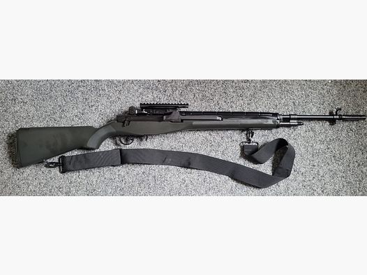 Tokyo Marui M14 – inkl. Toprail, 4 Magazine & Sling