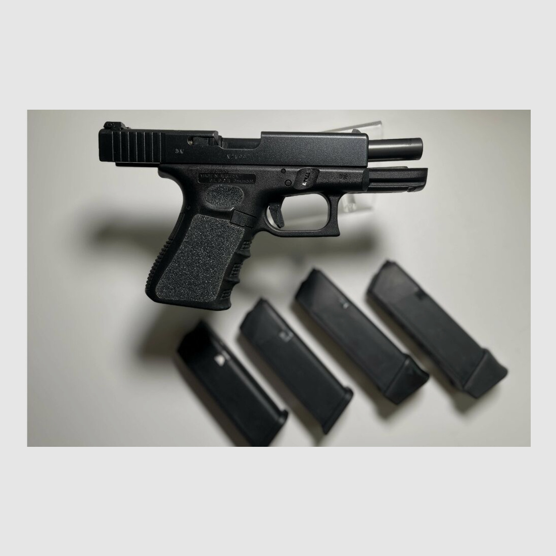 Glock 19 inkl. 4 Magazine	 9mmLuger