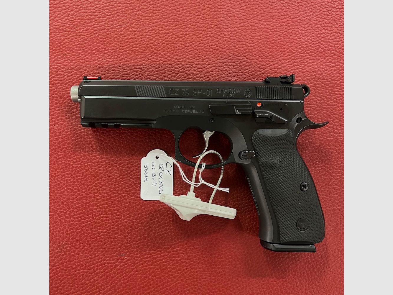 CZ 75 SP-01 Shadow, Bild 1 von 2
