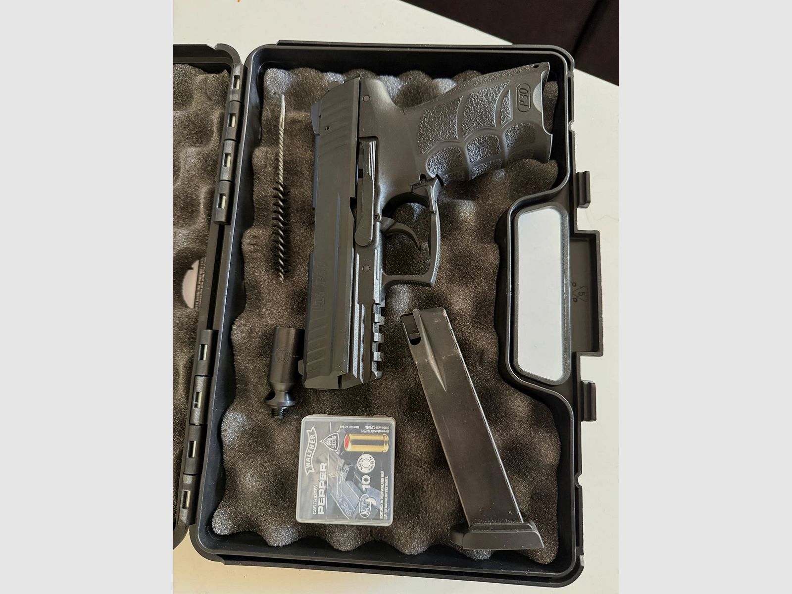 UMAREX Heckler & Koch P30 BLK