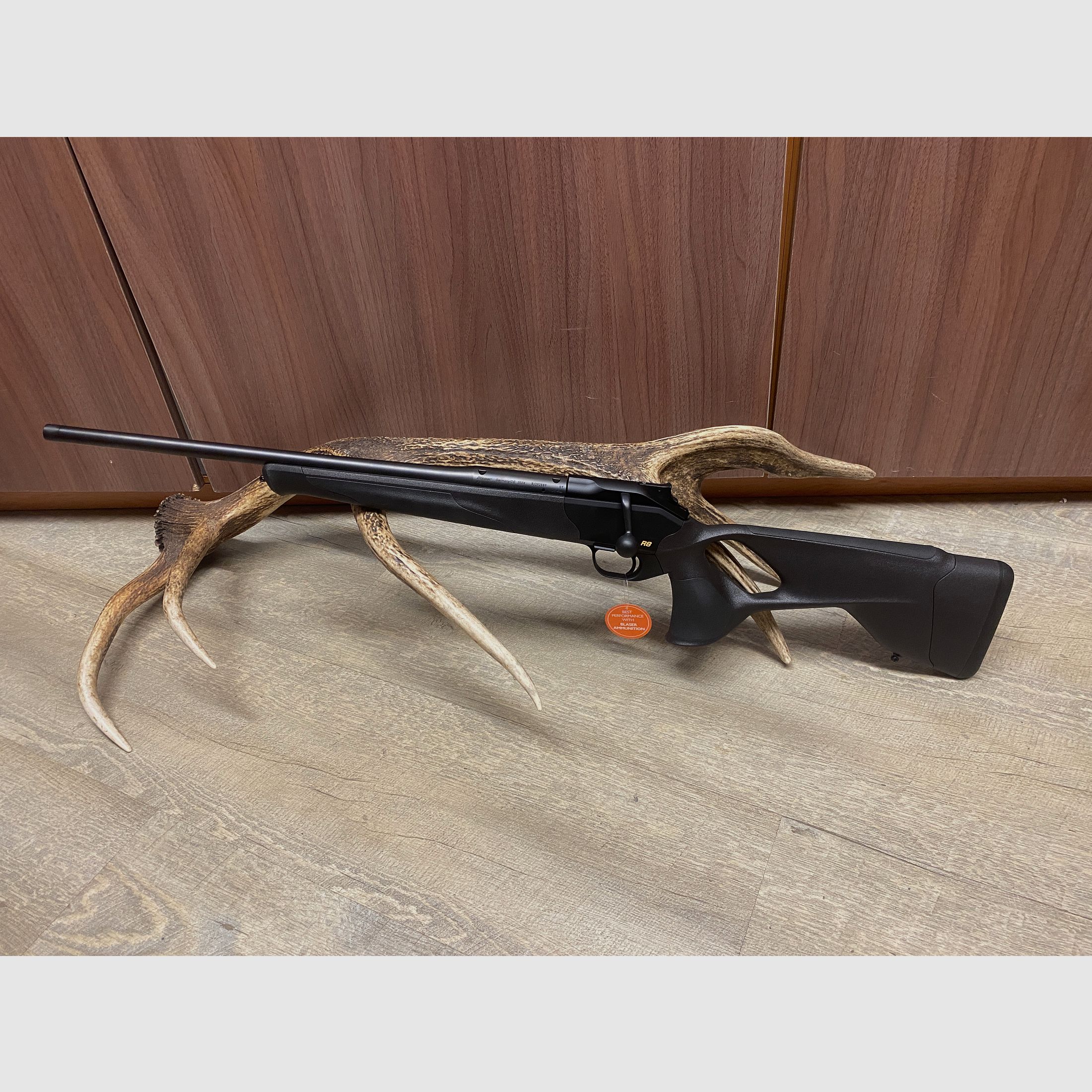 Blaser R8 Ultimate, links