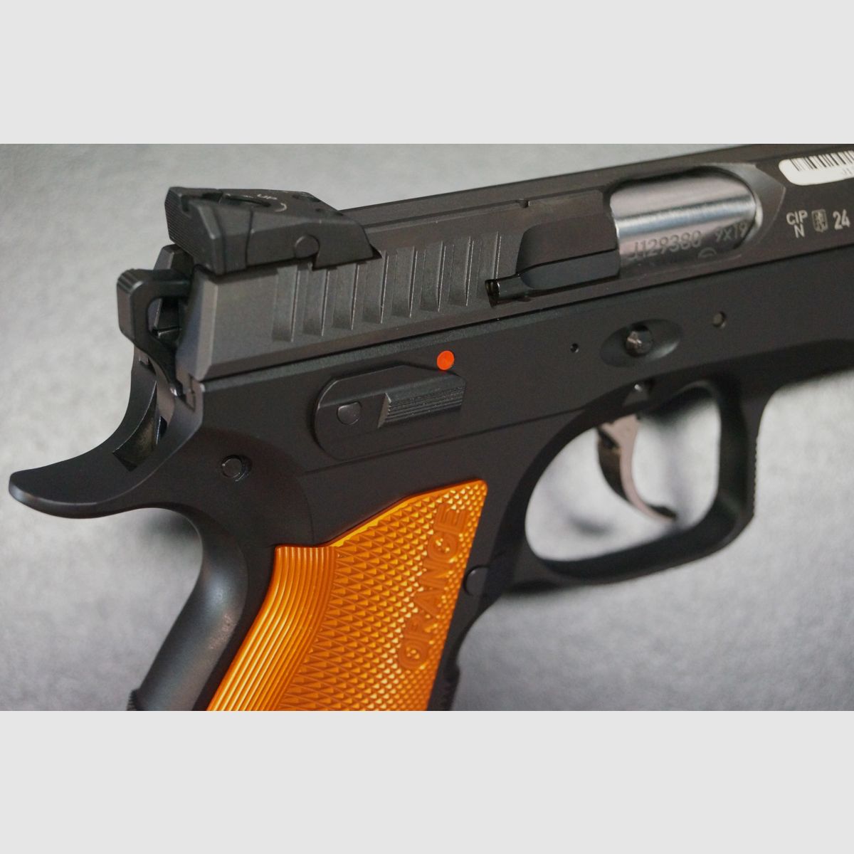CZ Shadow 2 Orange 9×19, immagine 5 di 10
