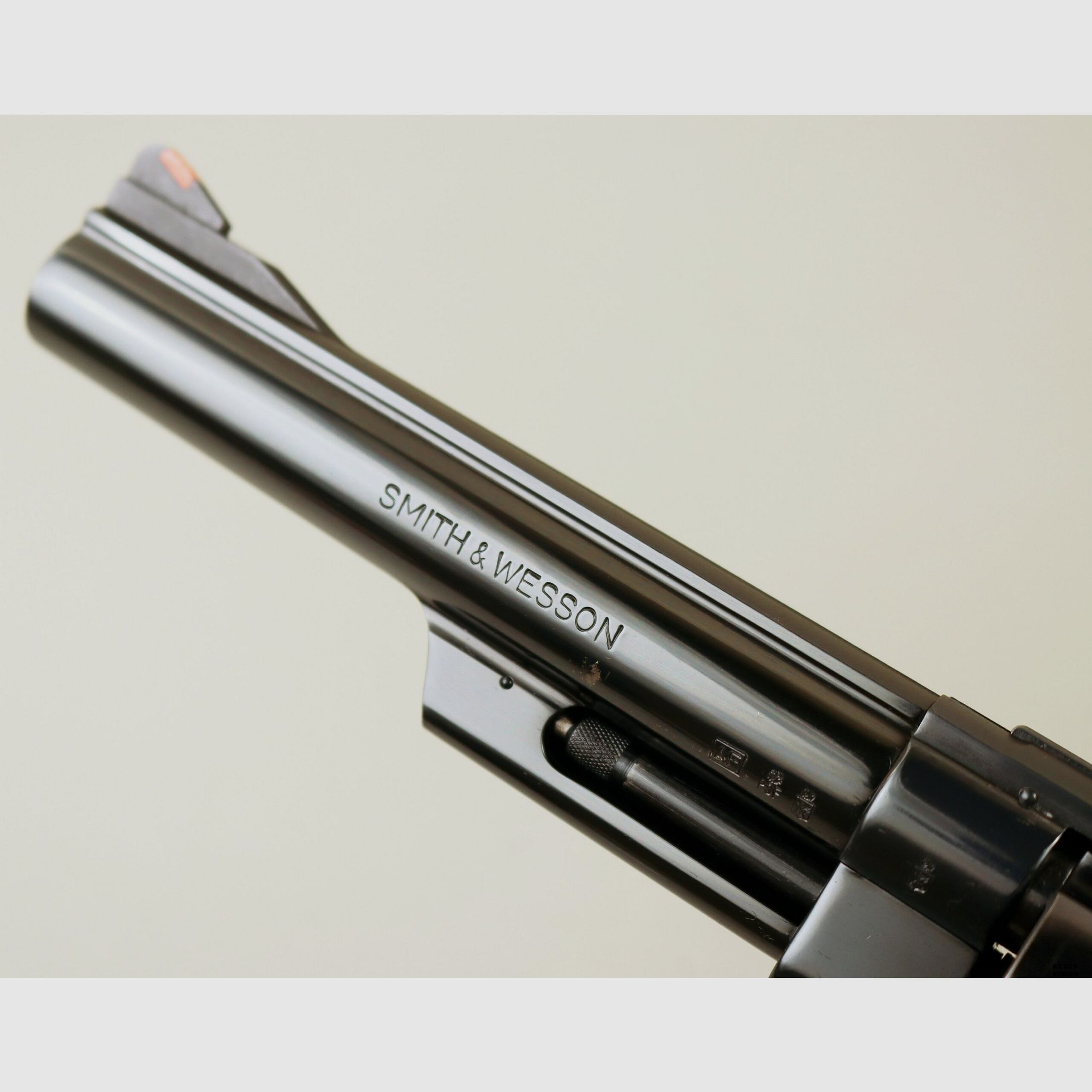 Revolver Smith & Wesson mod. 29-2 cal. 44 mag. serial no. N700462, image 6 of 10