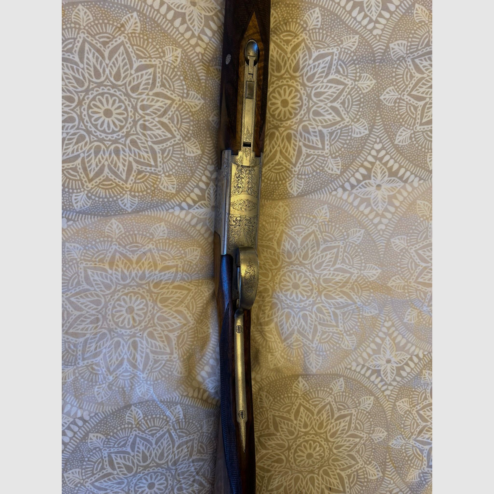 FN Browning B25 "Game Gun" B2G – Handgravur, Kal. 12/70 Bockdoppelflinte