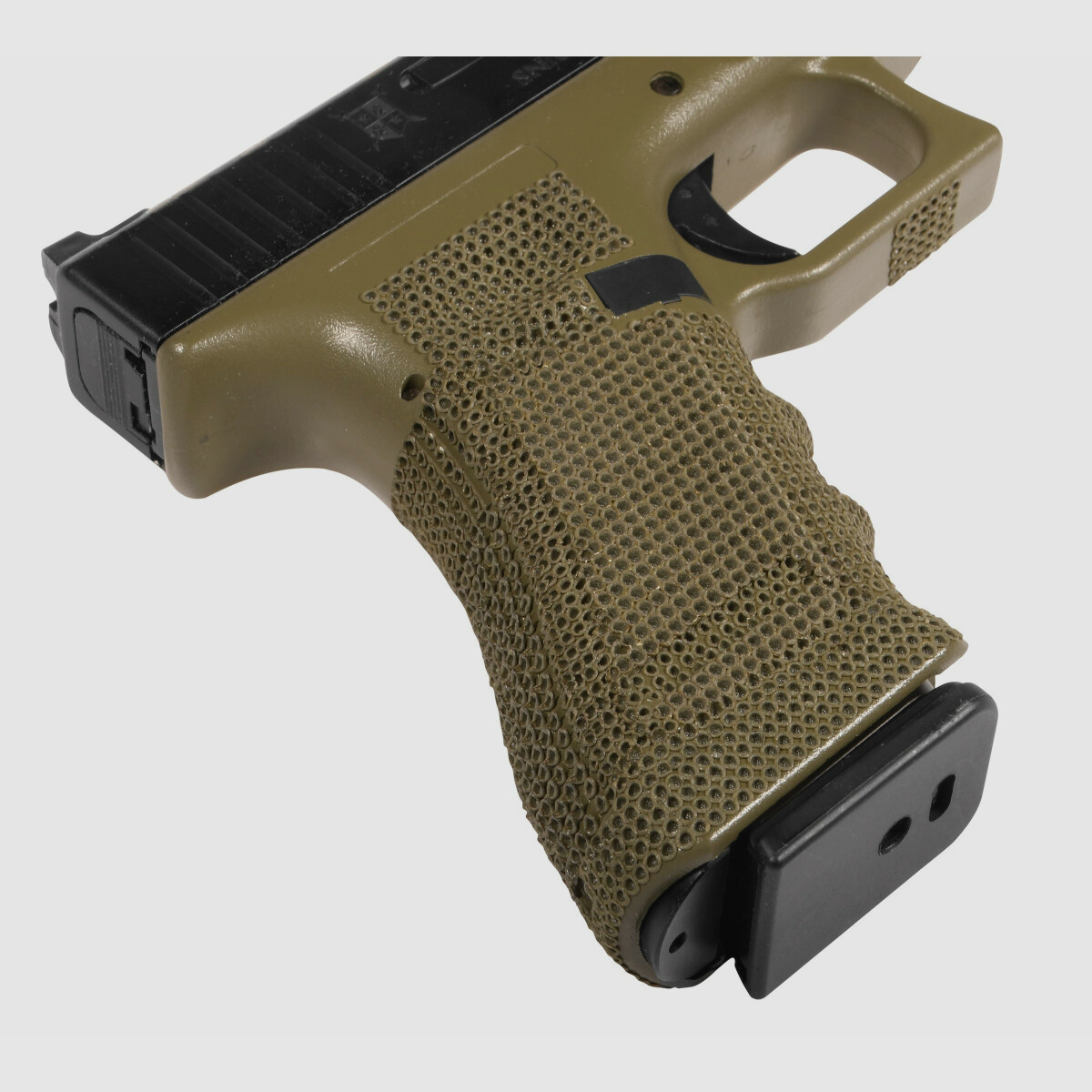 P06 GBB Airsoft Pistole in Oliv | Delta Armory